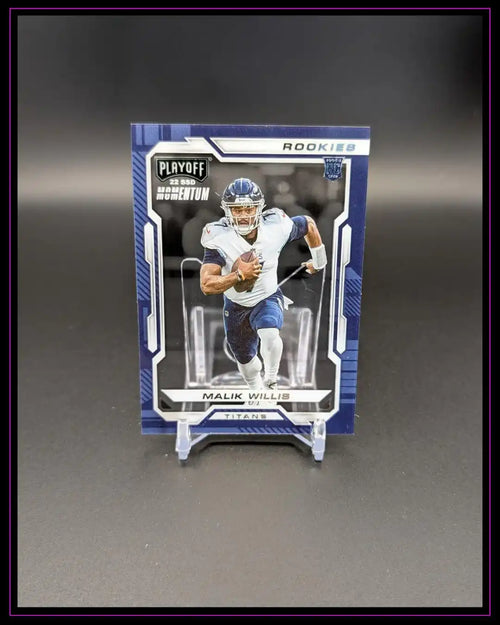 NFL Trading Card Malik Willis Rookies, Football-Sammelkarte Playoff Titans, auf Ständer