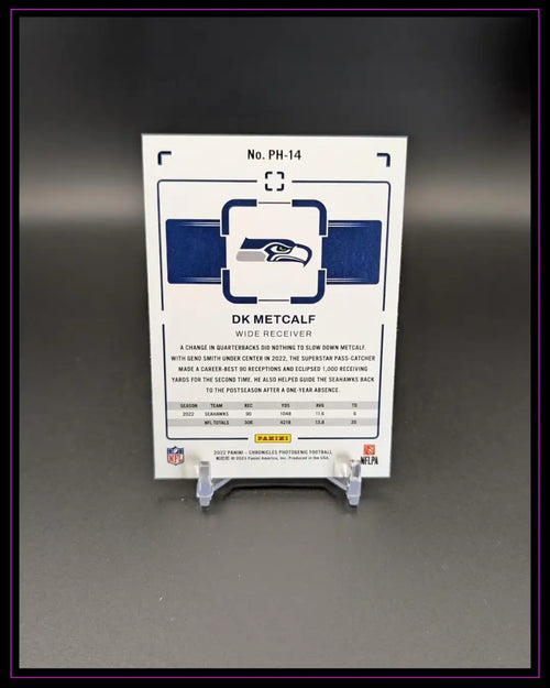 Panini NFL Trading Card Rückseite DK Metcalf Seattle Seahawks, auf Kartenständer