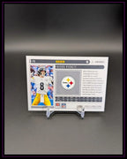 Rückseite einer Panini Luminance NFL Sammelkarte von Kenny Pickett, Spielerinfos und Steelers-Logo sichtbar.