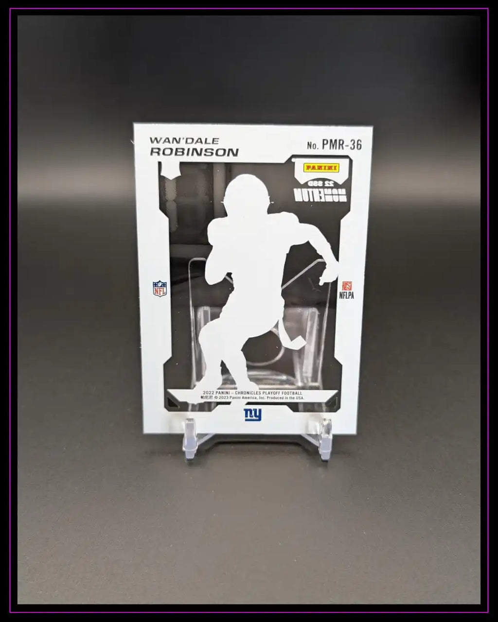 Panini Chronicles Playoff Football Trading Card Rückseite, Wan'Dale Robinson, auf Kartenhalter