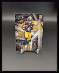 American Football Trading Card mit Spieler in schwarzer und gelber Uniform, Rookie Card Symbol sichtbar