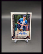 Signierte Trading Card Joey Graziadei First Pitch Topps Citizens Bank Park auf Ständer