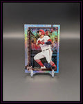 Glitzernde Baseball Trading Card mit Spieler im Nationals-Trikot, Name Juan Yepez, frontal