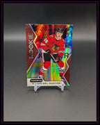 Synergy Rookie Eishockey Trading Card mit Spieler im roten Trikot auf schwarzem Hintergrund