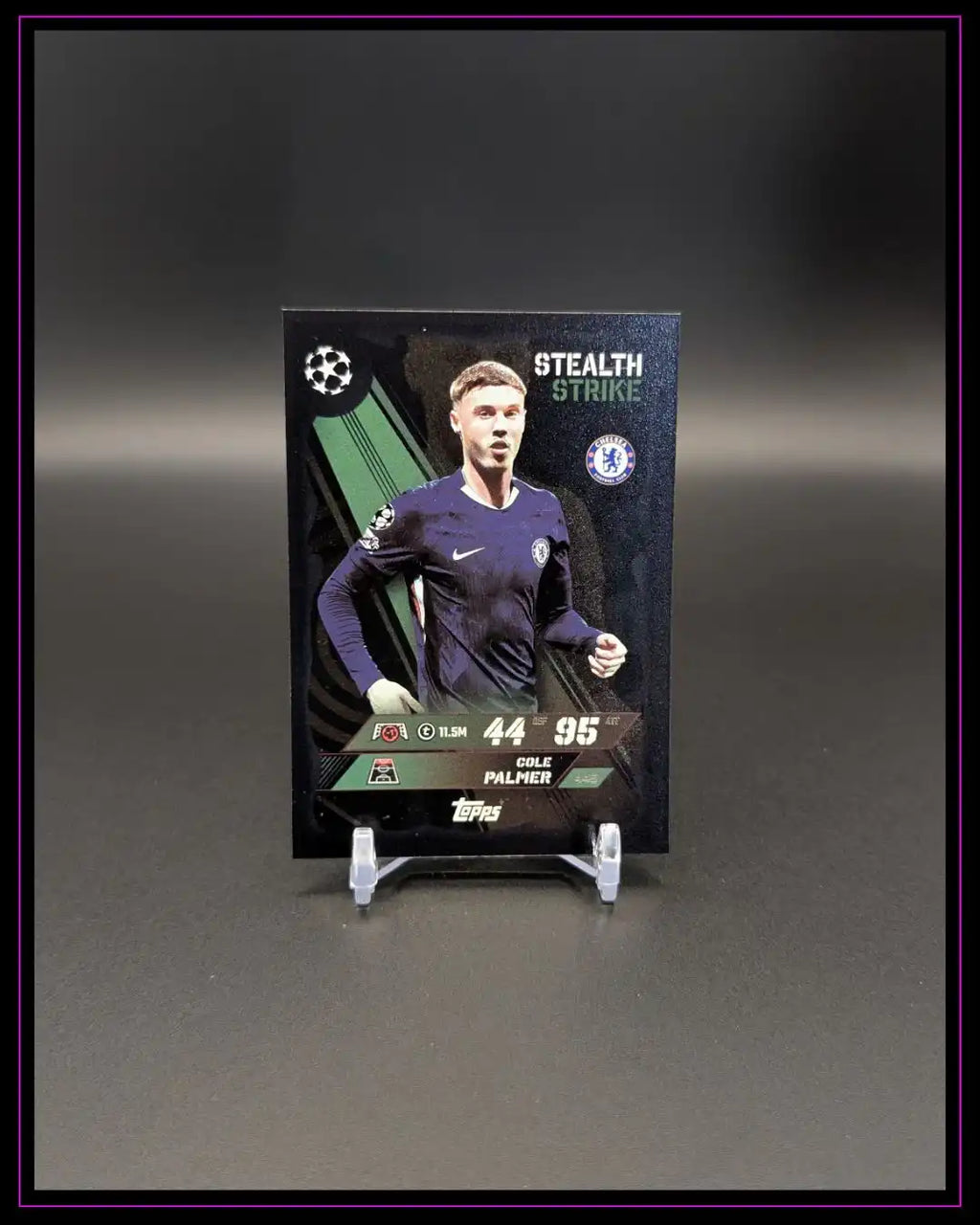Cole Palmer Trading Card mit Chelsea-Logo, Fußballspieler, Stealth Strike Design, Topps Sammelkarte