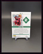 Baseball-Sammelkarte von Kyle Teel, Catcher, aufgestellt auf schwarzem Hintergrund