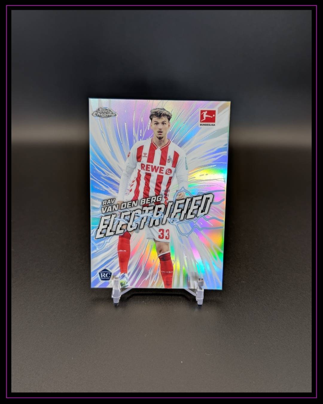 2025-26 Topps Chrome Bundesliga #EL-20 Rav van den Berg Electrified RC