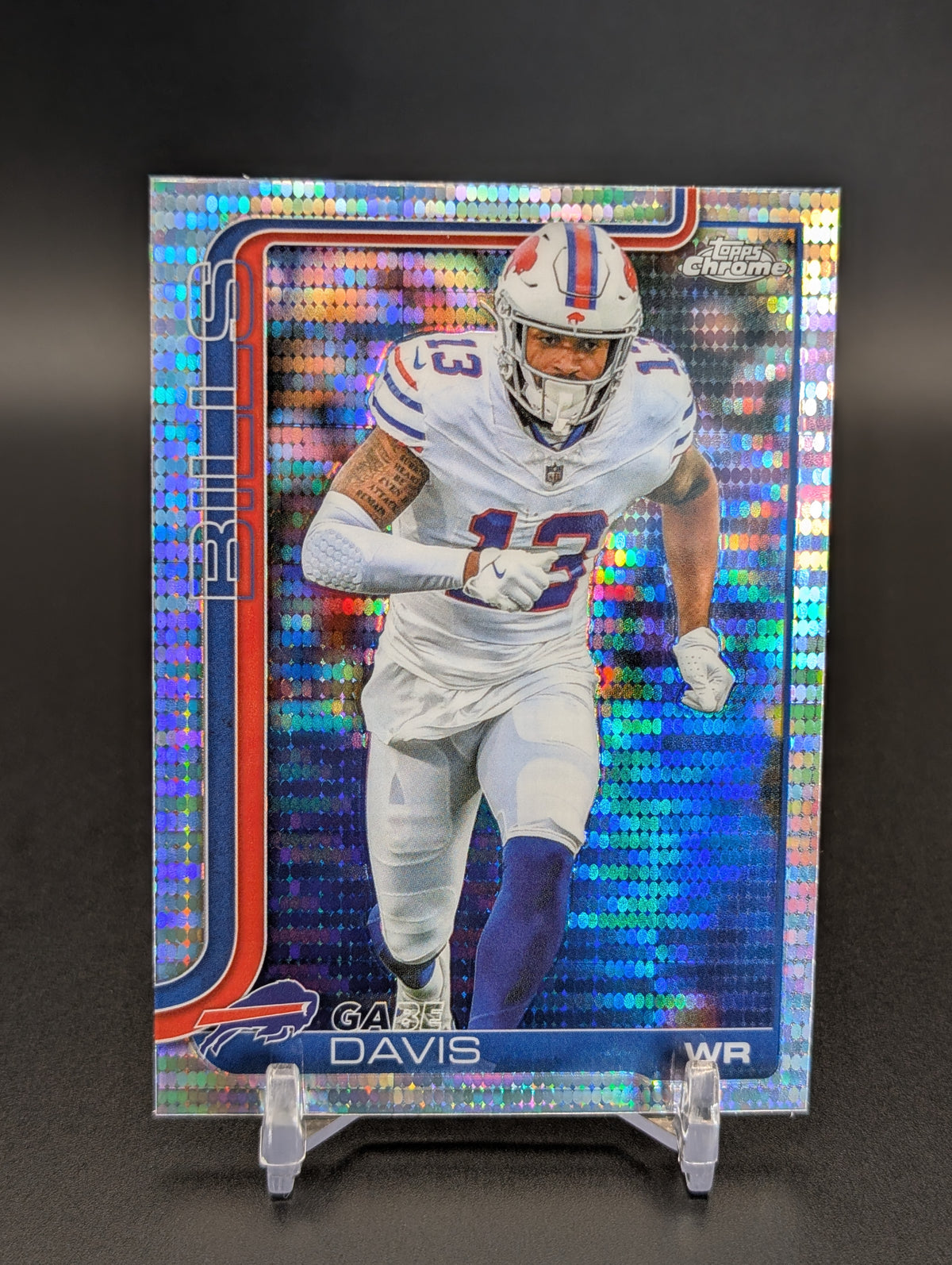 2025 Topps Chrome #142 Gabe Davis Pulsar Refractor